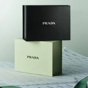 🔔Sale: Green Prada Gift Box